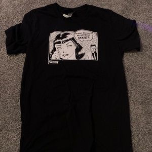 zumiez womens t shirt worn once